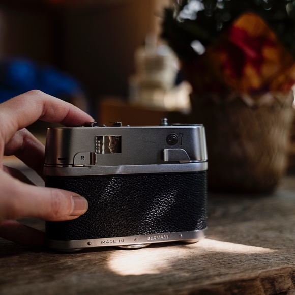 Ansco Karomat folding rangefinder 1950s 35mm film camera - Picture 7 of 9